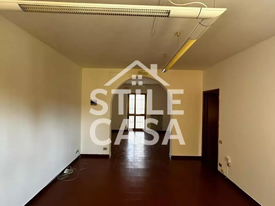 Immagine 7 di Ufficio in vendita  a Altopascio