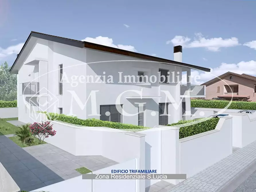 Immagine 3 di Casa trifamiliare in vendita  a Pontedera