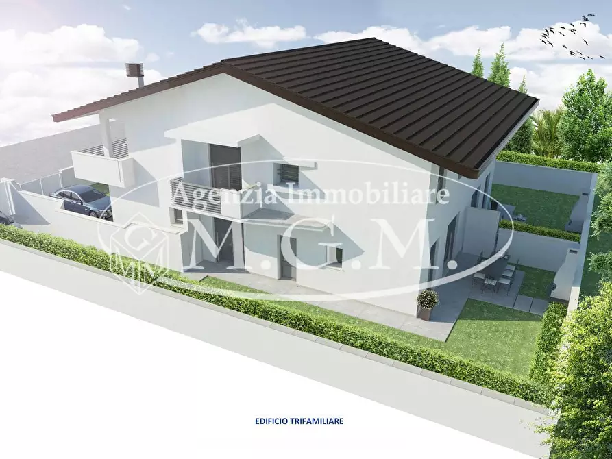 Immagine 2 di Casa trifamiliare in vendita  a Pontedera