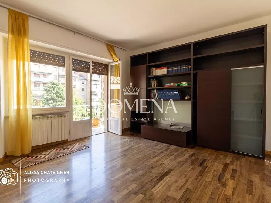 Immagine 22 di Appartamento in vendita  a Siena