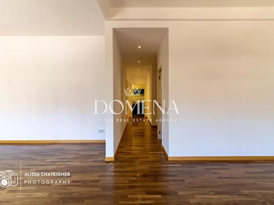 Immagine 25 di Appartamento in vendita  a Siena