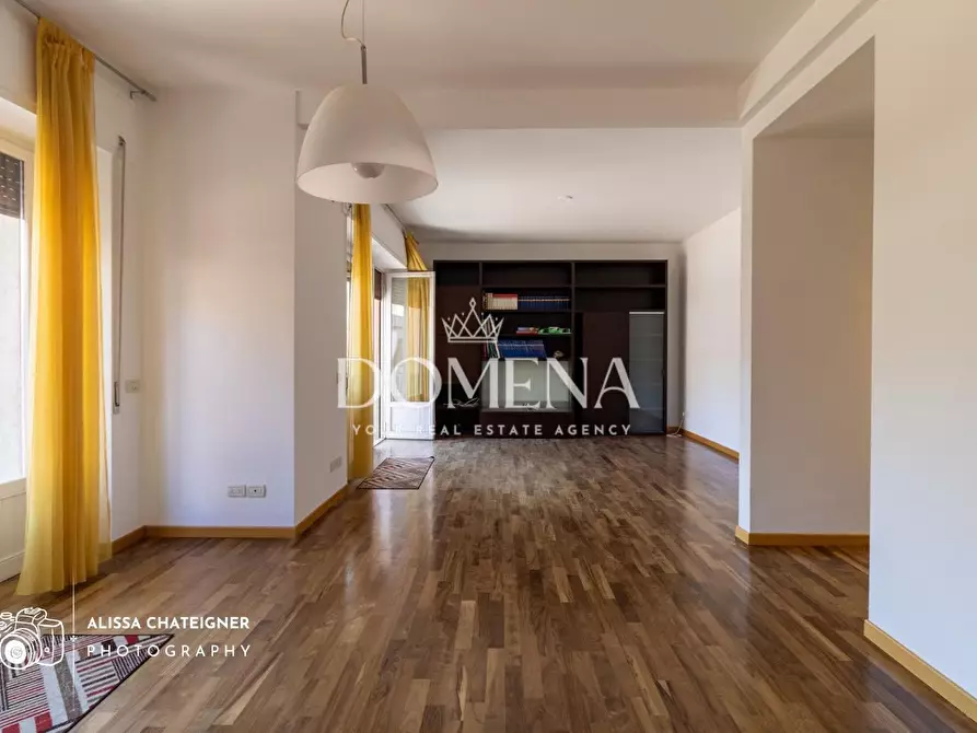 Immagine 20 di Appartamento in vendita  a Siena