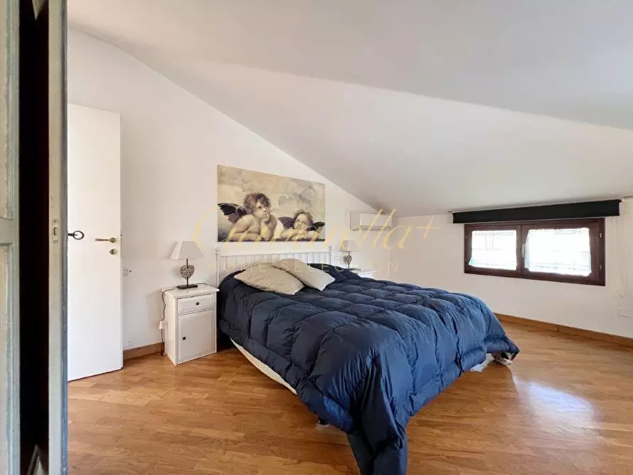 Immagine 14 di Villa in vendita  a Forte Dei Marmi