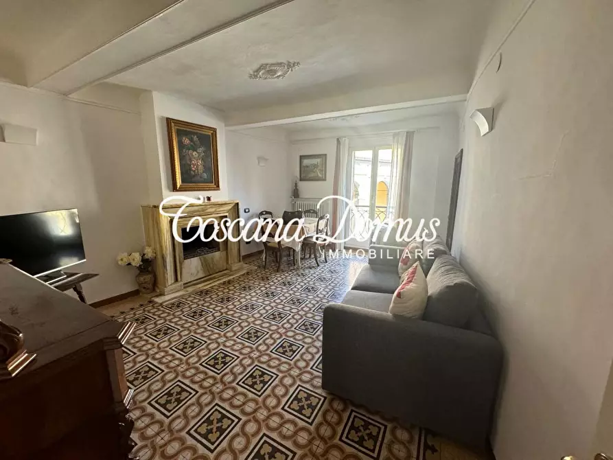 Immagine 19 di Appartamento in vendita  a Siena