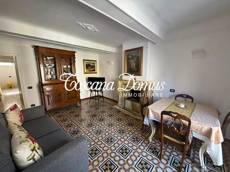 Immagine 22 di Appartamento in vendita  a Siena