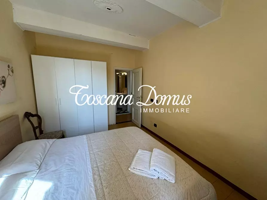 Immagine 25 di Appartamento in vendita  a Siena