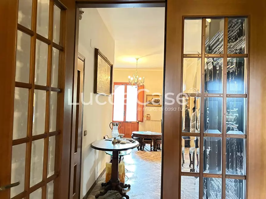 Immagine 54 di Villa in vendita  a Capannori