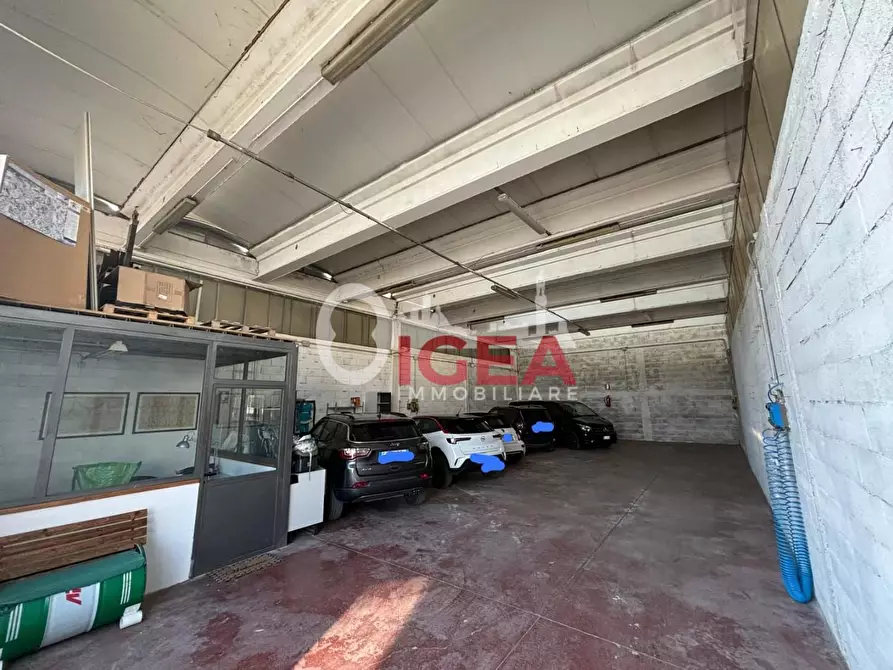 Immagine 6 di Attività artigianale in affitto  a Monteriggioni