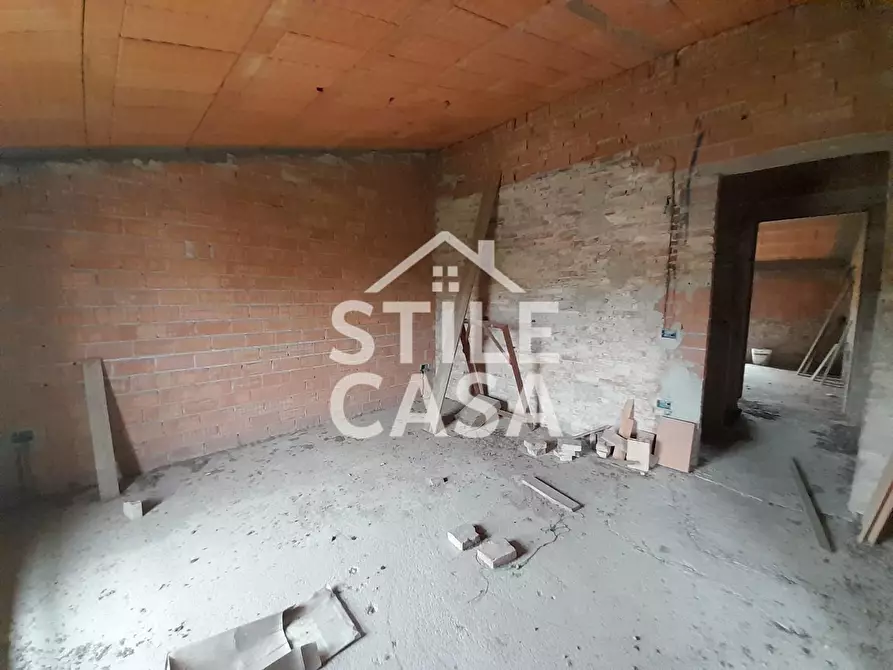 Immagine 40 di Terratetto in vendita  a Castelfranco Di Sotto