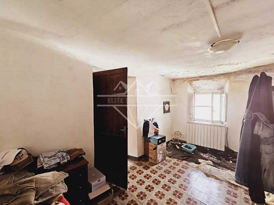 Immagine 12 di Terratetto in vendita  a Massa