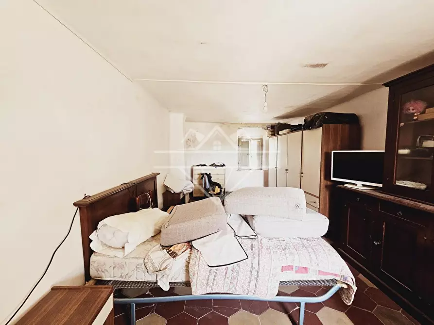 Immagine 13 di Terratetto in vendita  a Massa