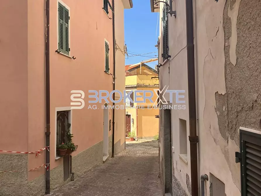 Immagine 20 di Terratetto in vendita  a Castelnuovo Magra