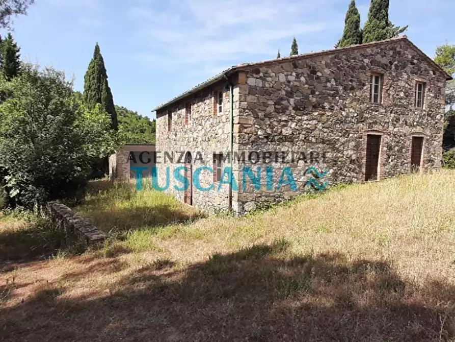 Immagine 19 di Casa colonica in vendita  a Pomarance