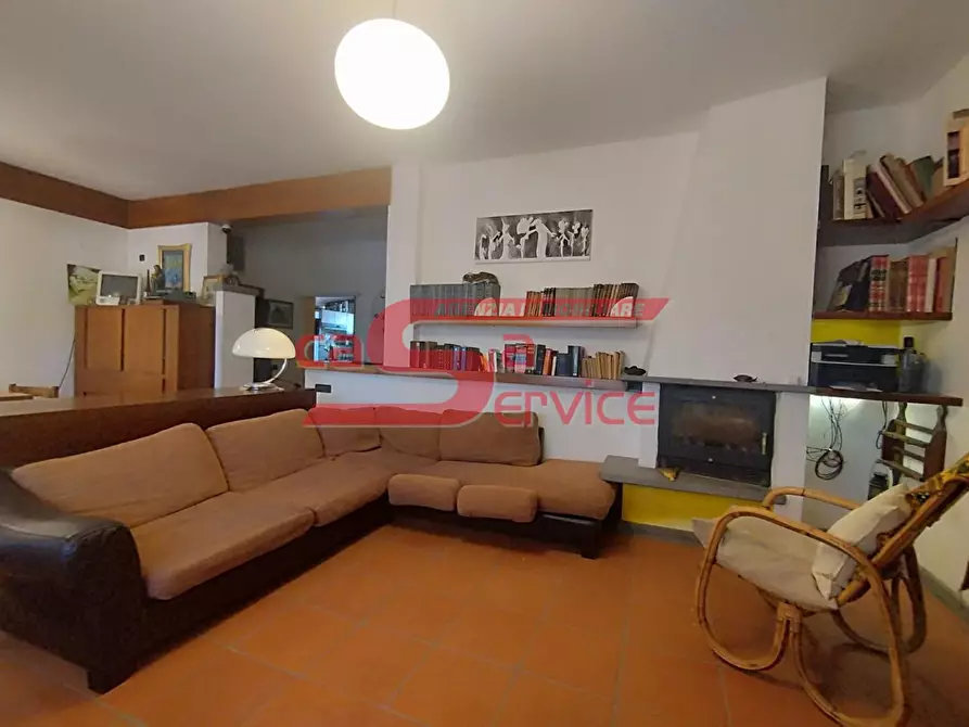 Immagine 5 di Appartamento in vendita  a Montecatini Terme