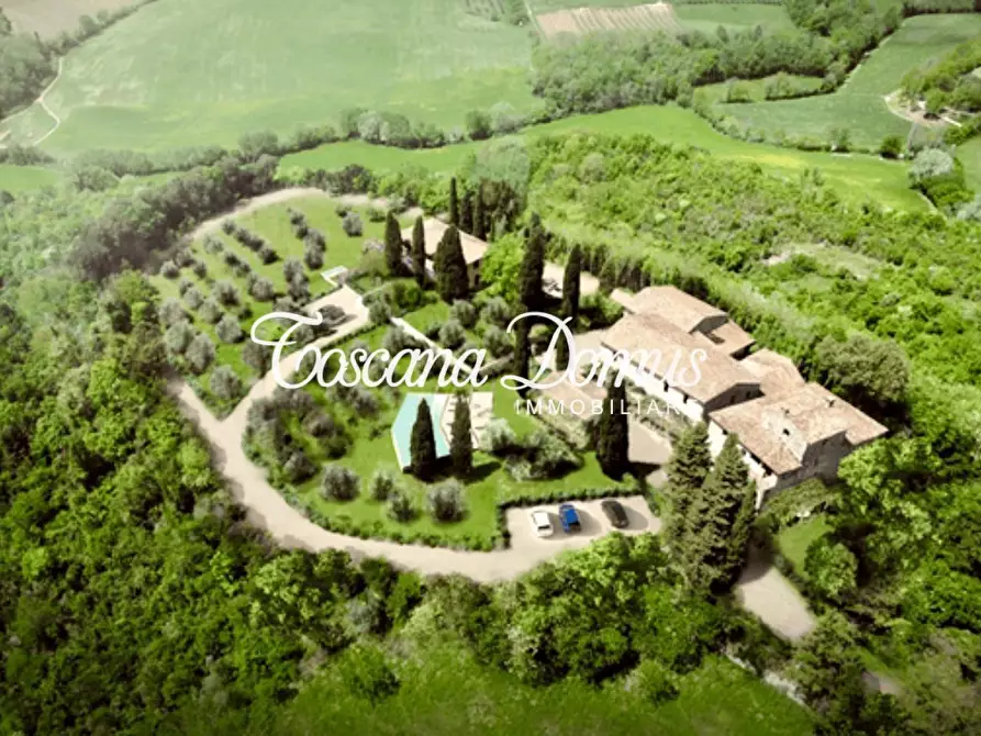 Immagine 8 di Casa colonica in vendita  a Castelnuovo Berardenga