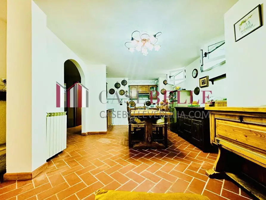 Immagine 36 di Casa indipendente in vendita  a Massa