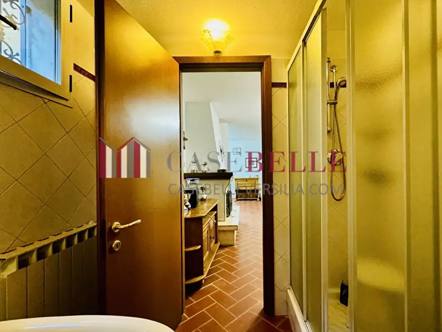 Immagine 34 di Casa indipendente in vendita  a Massa