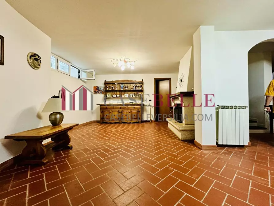 Immagine 32 di Casa indipendente in vendita  a Massa