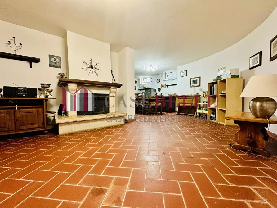 Immagine 35 di Casa indipendente in vendita  a Massa