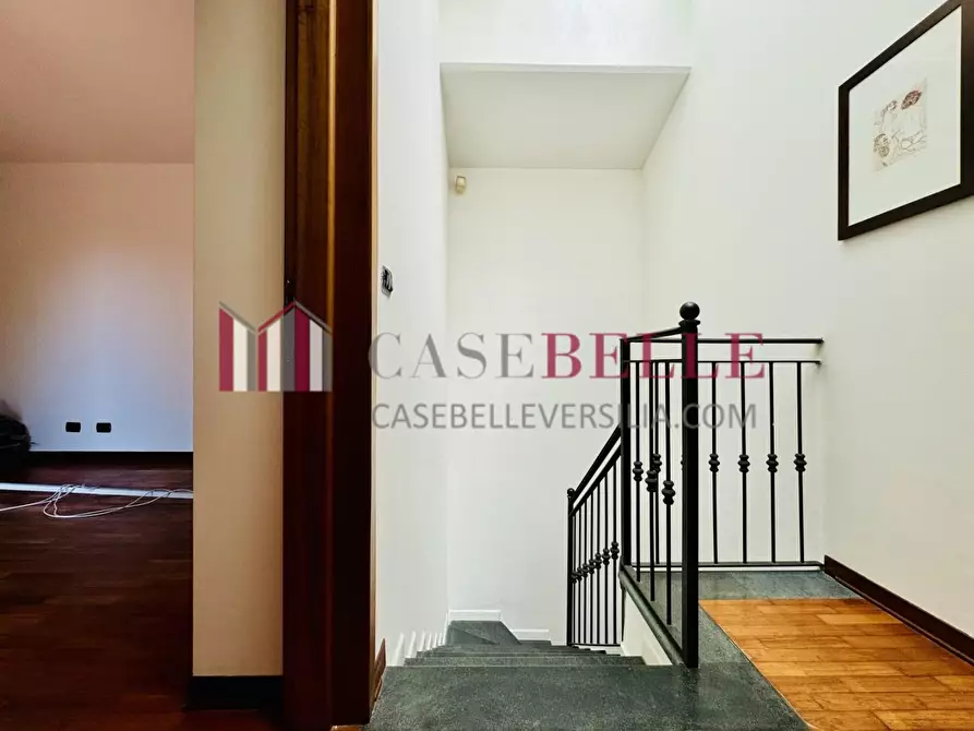 Immagine 28 di Casa indipendente in vendita  a Massa