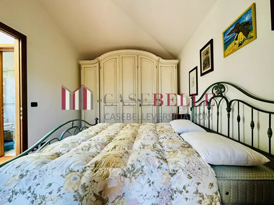 Immagine 23 di Casa indipendente in vendita  a Massa