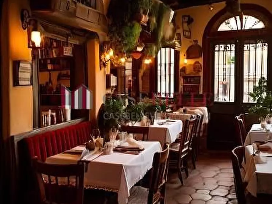 Immagine 1 di Bar / Ristorante in vendita  a Seravezza