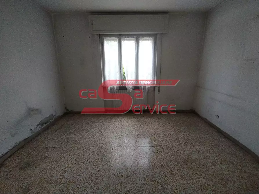 Immagine 13 di Appartamento in vendita  a Massa E Cozzile