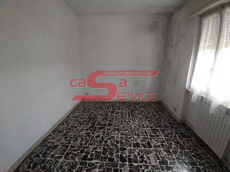 Immagine 12 di Appartamento in vendita  a Massa E Cozzile