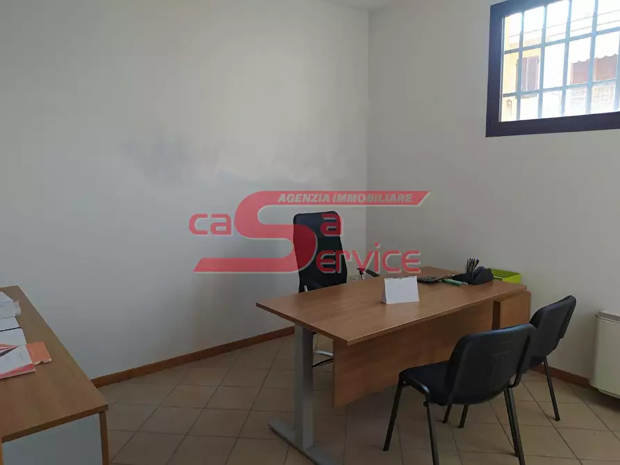 Immagine 7 di Ufficio in affitto  a Monsummano Terme