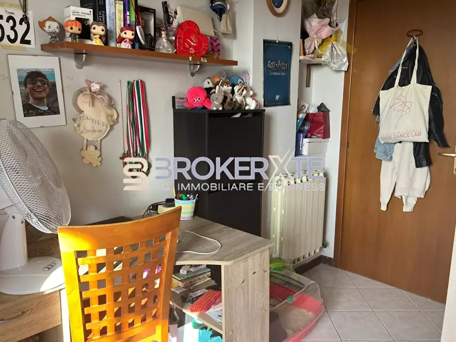 Immagine 15 di Appartamento in vendita  a Carrara