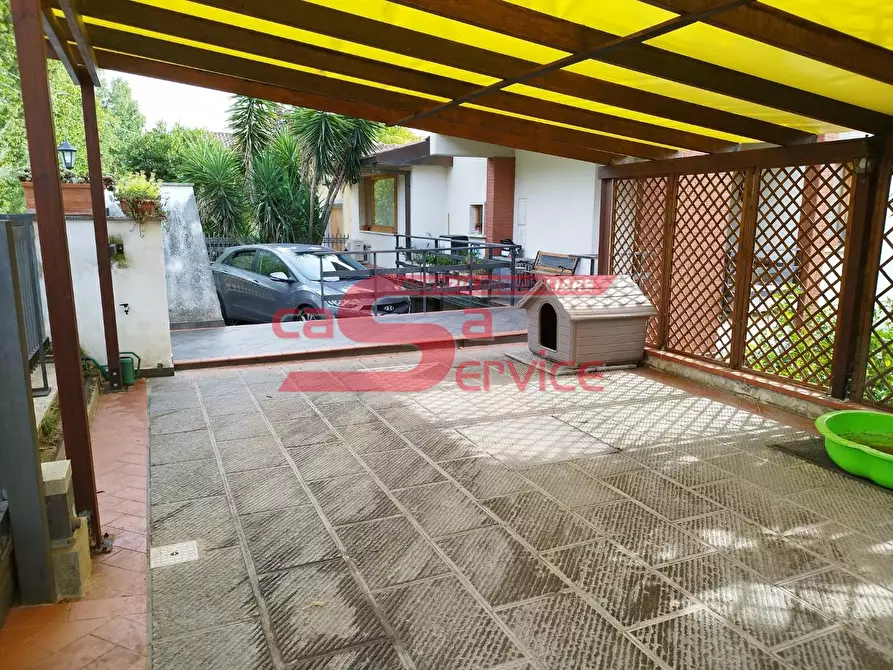 Immagine 30 di Villa in vendita  a Montecatini Terme