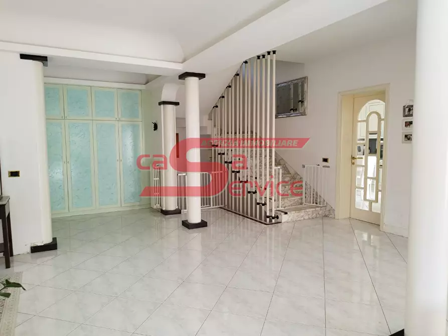 Immagine 7 di Villa in vendita  a Montecatini Terme