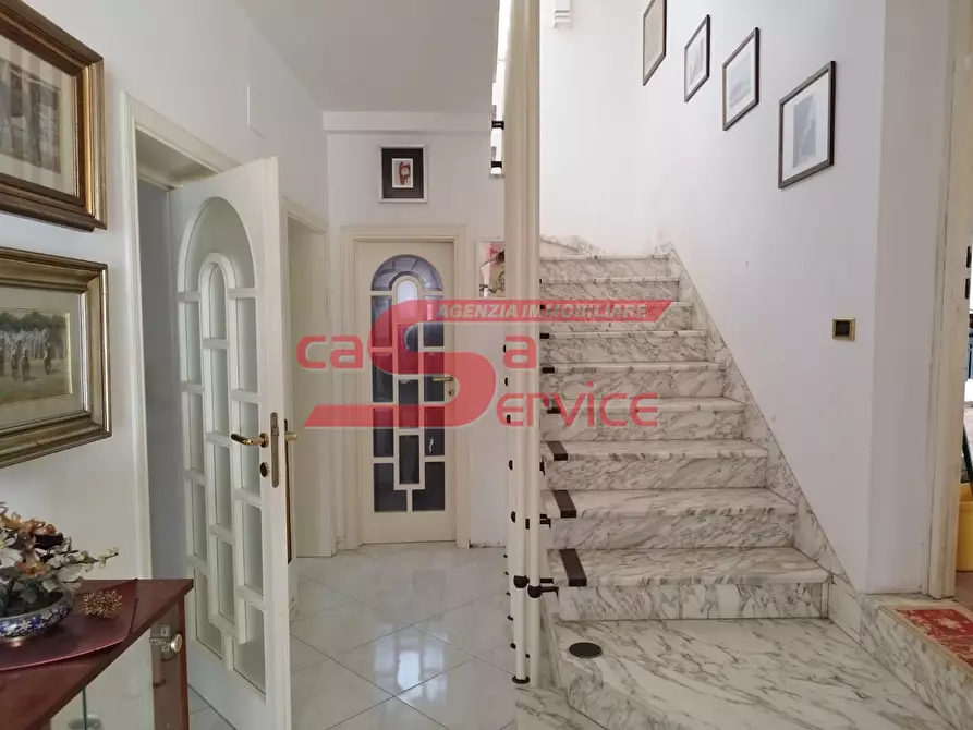 Immagine 19 di Villa in vendita  a Montecatini Terme