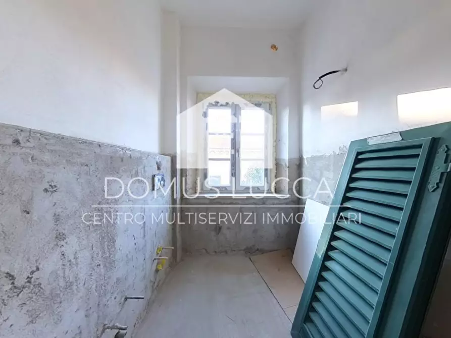 Immagine 25 di Appartamento in vendita  a Capannori