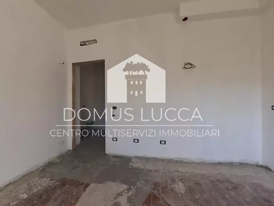 Immagine 34 di Appartamento in vendita  a Capannori