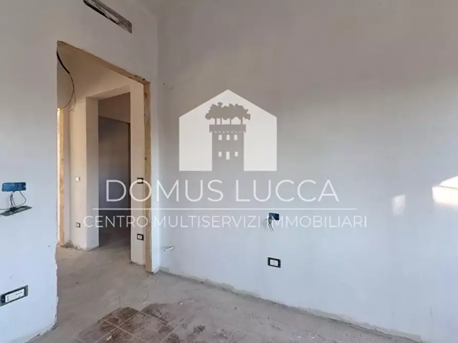 Immagine 28 di Appartamento in vendita  a Capannori