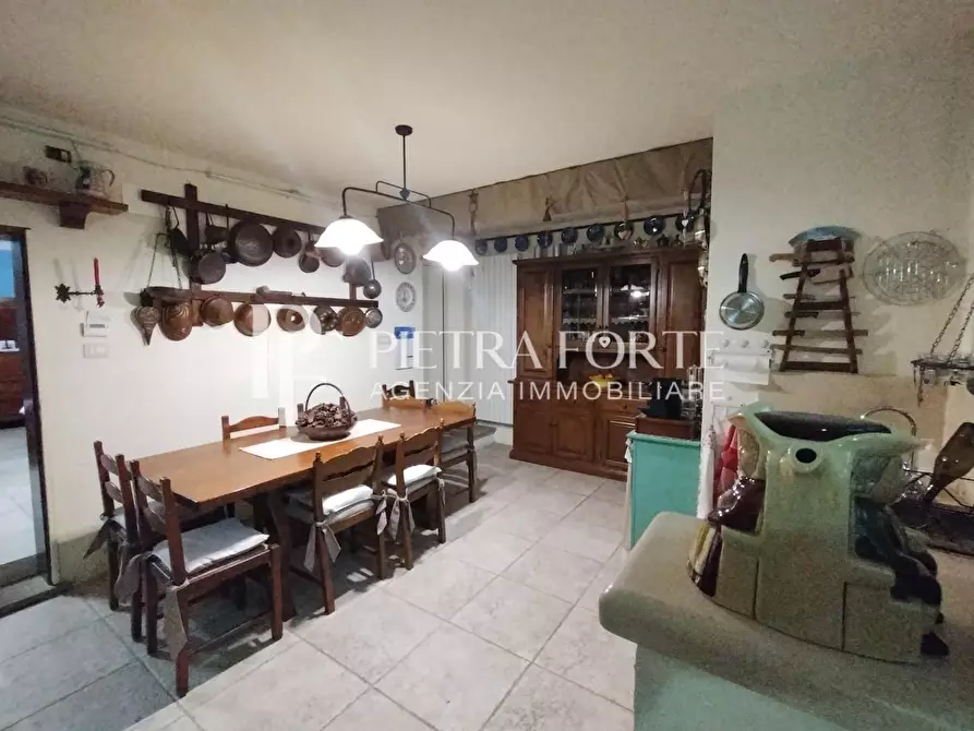 Immagine 27 di Casa trifamiliare in vendita  a Pietrasanta