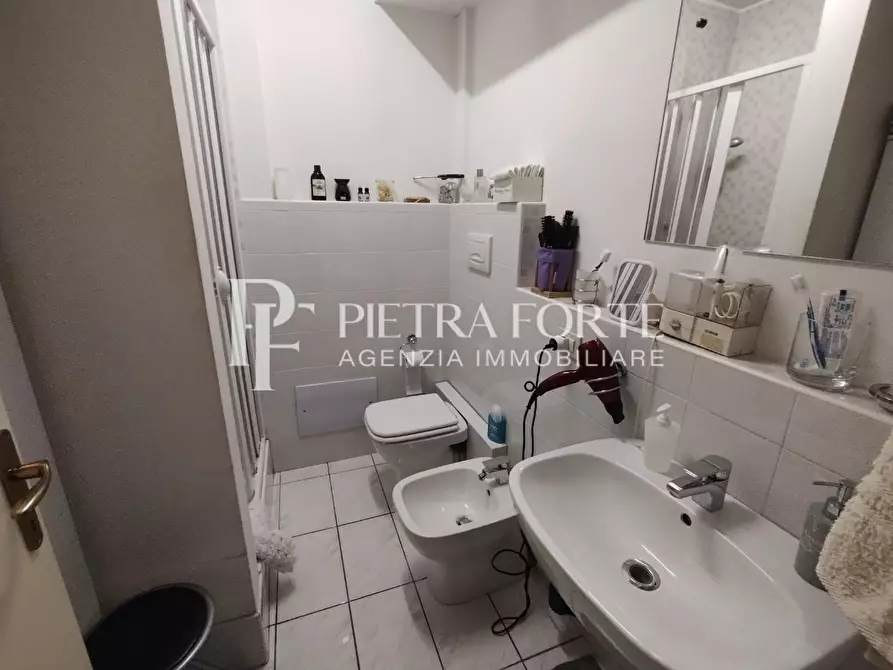 Immagine 16 di Casa trifamiliare in vendita  a Pietrasanta