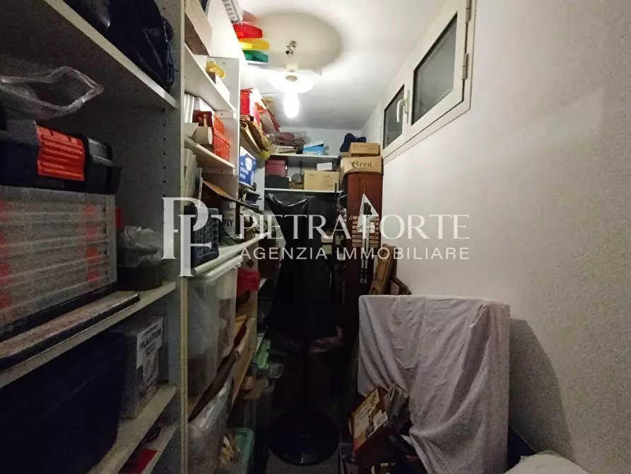 Immagine 30 di Casa trifamiliare in vendita  a Pietrasanta