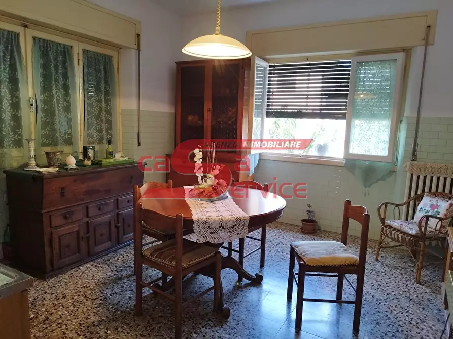 Immagine 6 di Villa in vendita  a Montecatini Terme