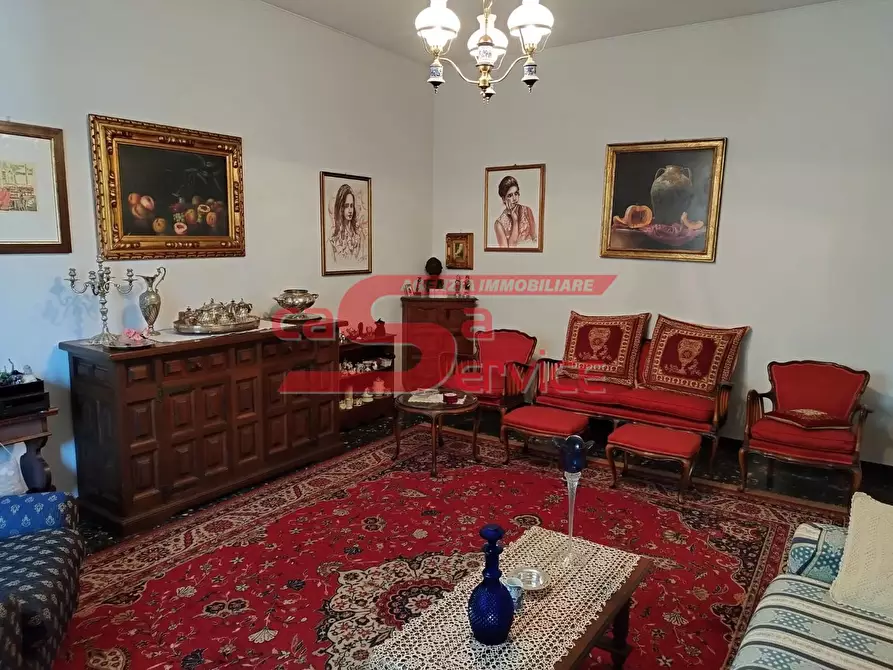 Immagine 9 di Villa in vendita  a Montecatini Terme