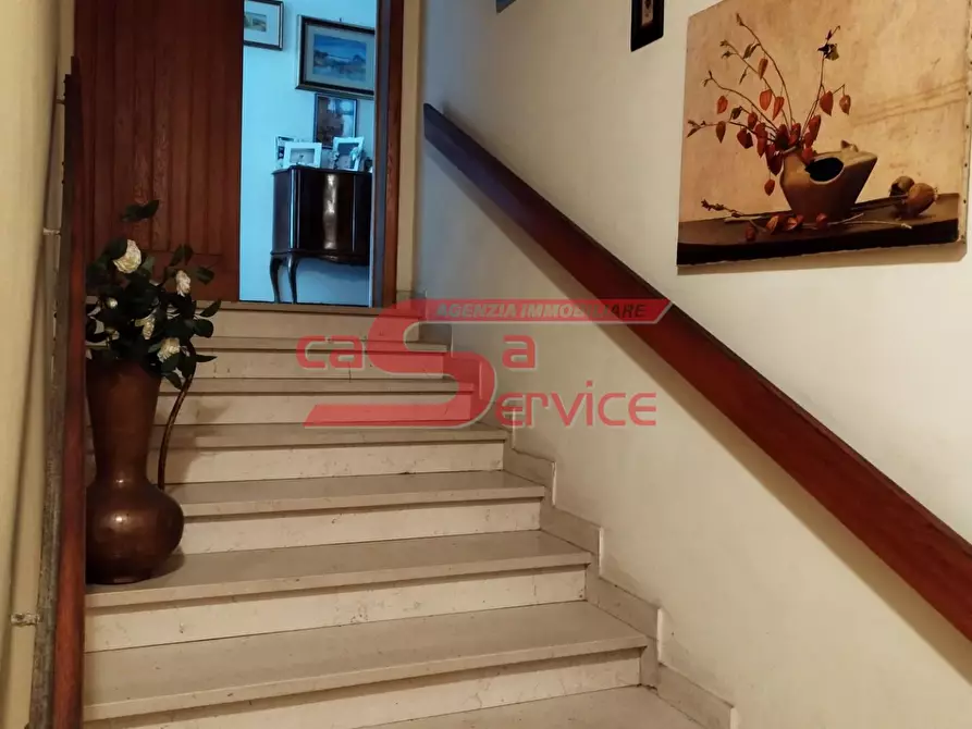 Immagine 13 di Villa in vendita  a Montecatini Terme