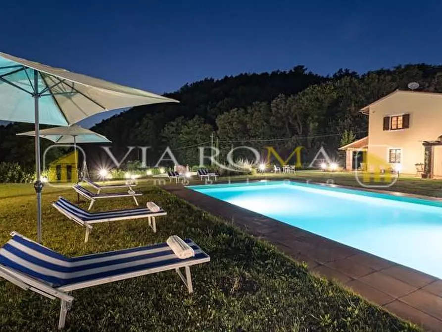 Immagine 31 di Rustico / casale in vendita  a Lucca