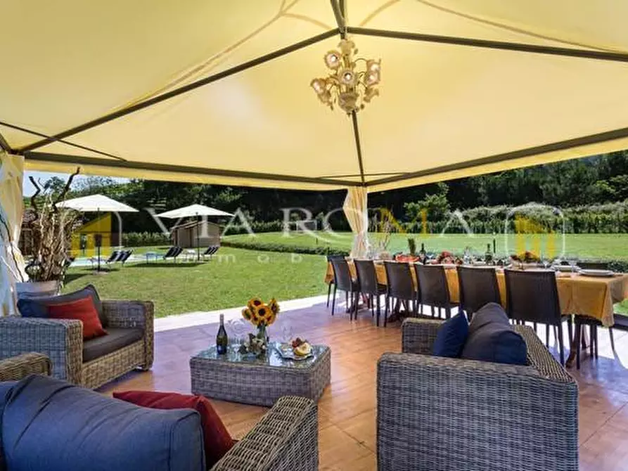 Immagine 24 di Rustico / casale in vendita  a Lucca