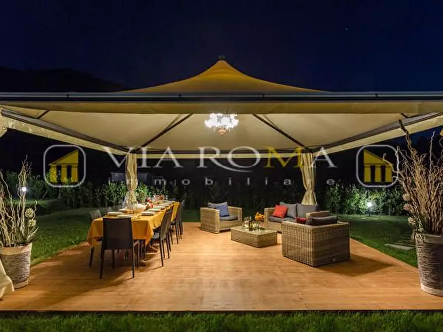 Immagine 32 di Rustico / casale in vendita  a Lucca