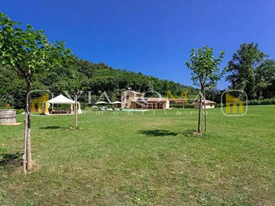 Immagine 29 di Rustico / casale in vendita  a Lucca