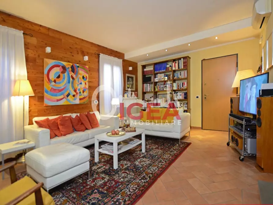 Immagine 8 di Casa trifamiliare in vendita  a Monteriggioni