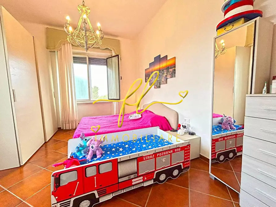 Immagine 9 di Appartamento in vendita  a Portoferraio