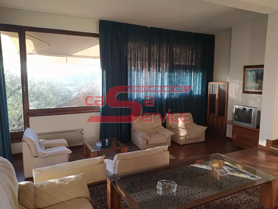 Immagine 5 di Villa in vendita  a Monsummano Terme