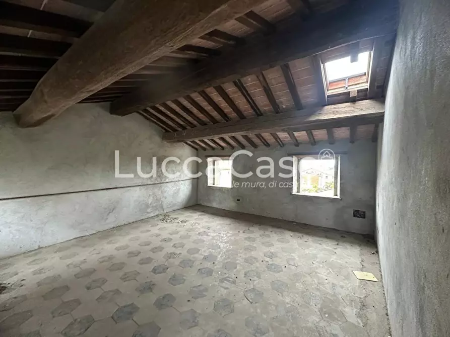 Immagine 46 di Terratetto in vendita  a Capannori